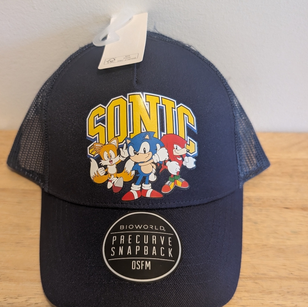 Bioworld Sonic Kids Mesh Hat - Navy and Yellow